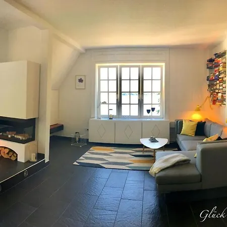 At The In Bad Apartman *